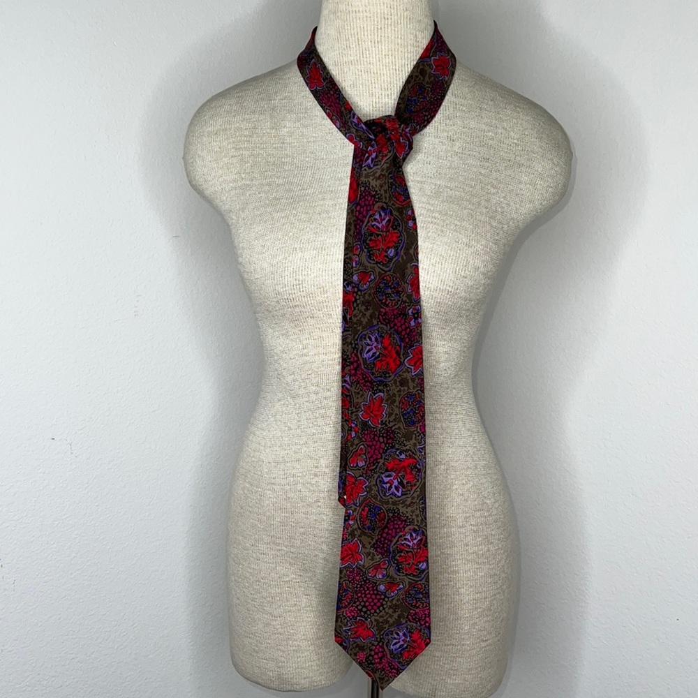 🔹 Missoni Vintage Silk Tie